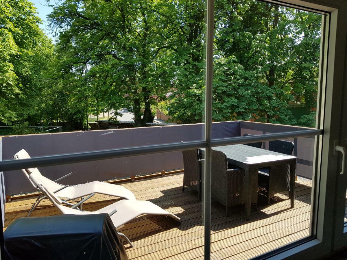 Grosse, Helle Ferienwohnung Mit 2 Balkonen Auf Dem Bauernhof In Der Lueneburger Heide Oetzen Exteriör bild