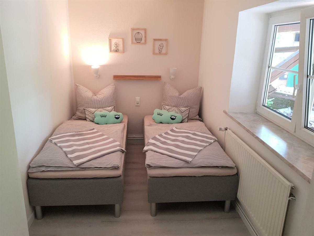 Grosse, Helle Ferienwohnung Mit 2 Balkonen Auf Dem Bauernhof In Der Lueneburger Heide Oetzen Exteriör bild
