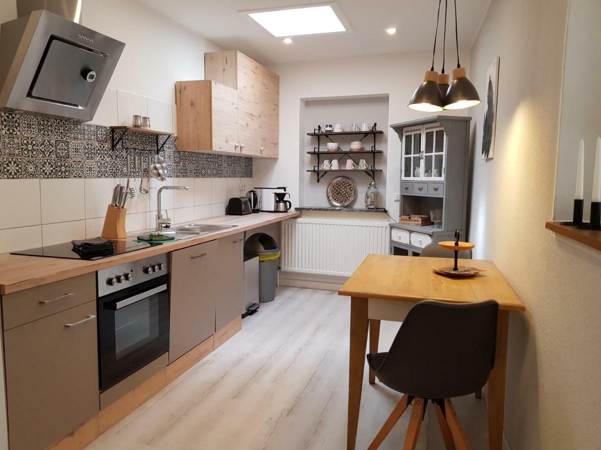 Grosse, Helle Ferienwohnung Mit 2 Balkonen Auf Dem Bauernhof In Der Lueneburger Heide Oetzen Exteriör bild