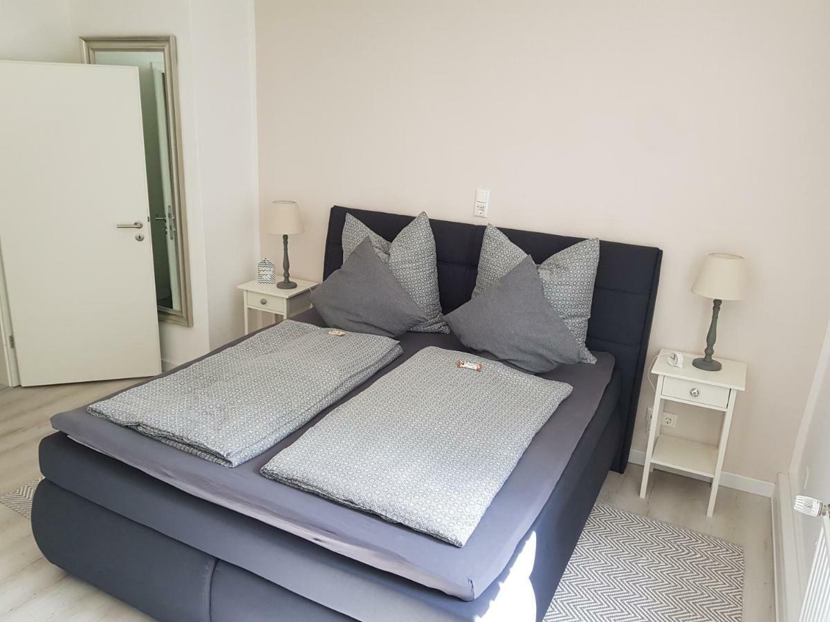 Grosse, Helle Ferienwohnung Mit 2 Balkonen Auf Dem Bauernhof In Der Lueneburger Heide Oetzen Exteriör bild