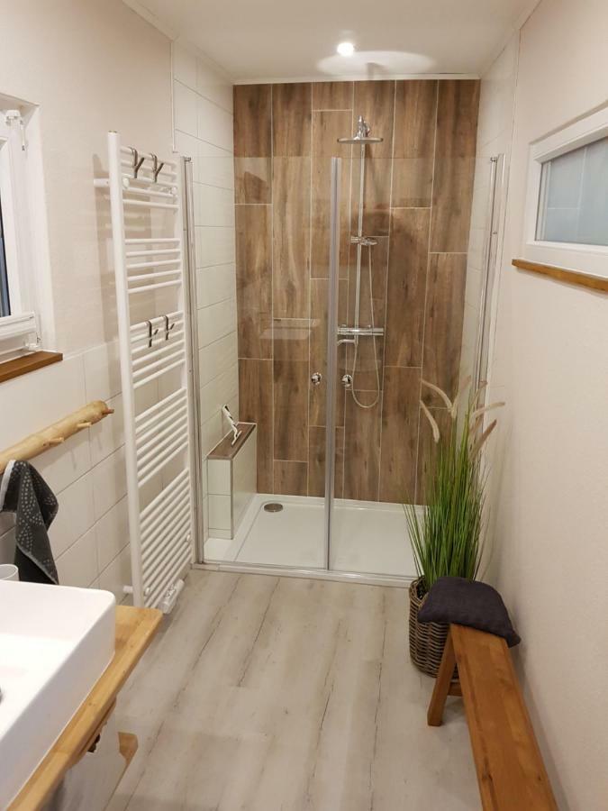 Grosse, Helle Ferienwohnung Mit 2 Balkonen Auf Dem Bauernhof In Der Lueneburger Heide Oetzen Exteriör bild