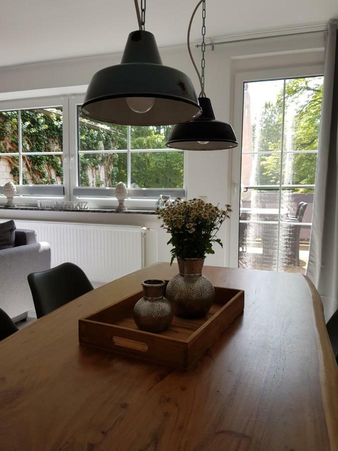 Grosse, Helle Ferienwohnung Mit 2 Balkonen Auf Dem Bauernhof In Der Lueneburger Heide Oetzen Exteriör bild