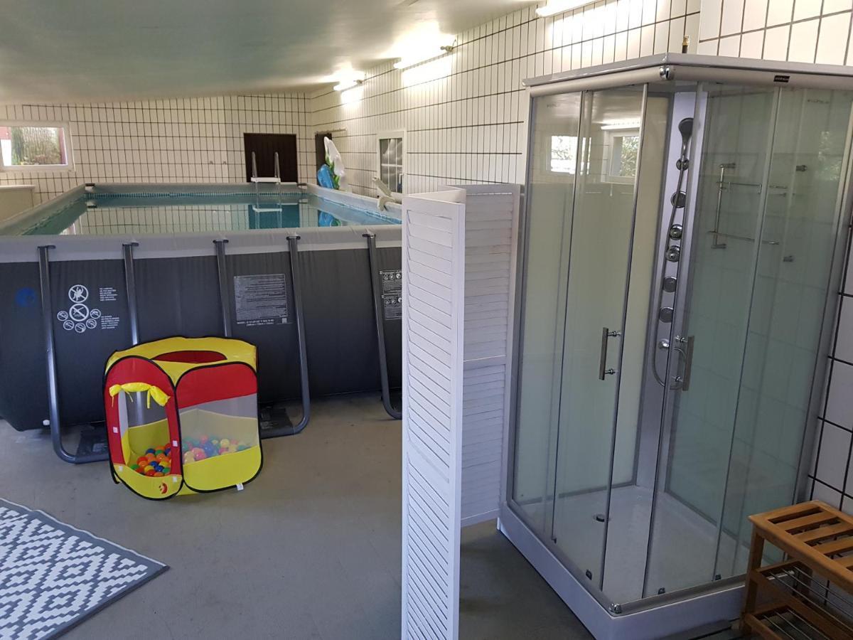 Grosse, Helle Ferienwohnung Mit 2 Balkonen Auf Dem Bauernhof In Der Lueneburger Heide Oetzen Exteriör bild